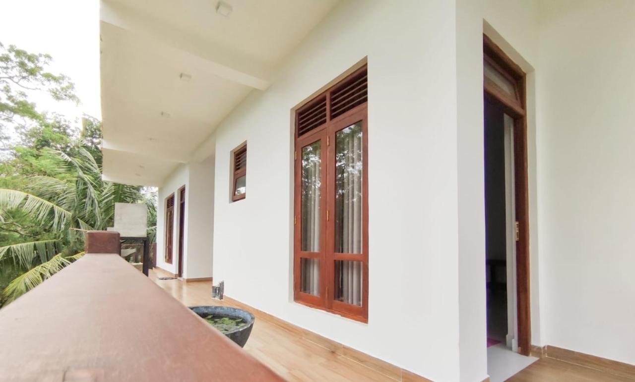 Sea Bay Inn แทนกาลเล ภายนอก รูปภาพ