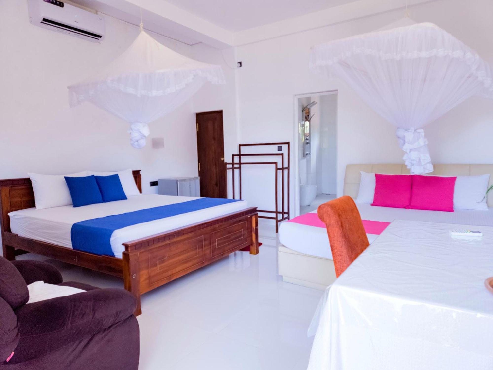 Sea Bay Inn แทนกาลเล ภายนอก รูปภาพ