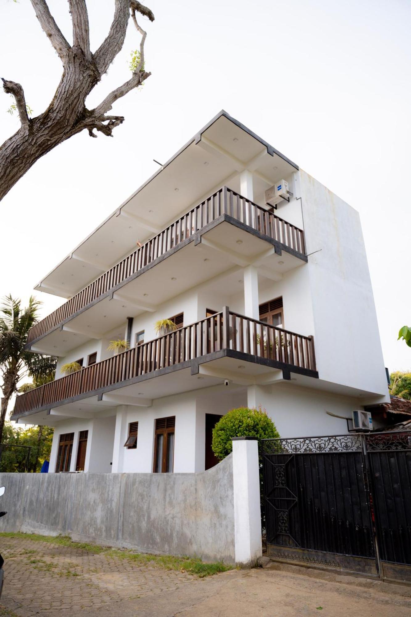 Sea Bay Inn แทนกาลเล ภายนอก รูปภาพ