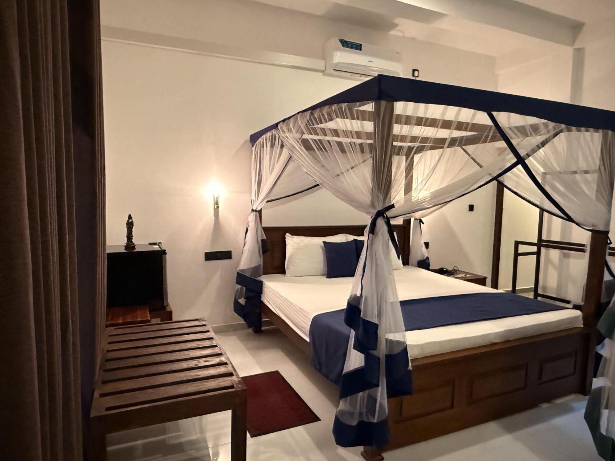 Sea Bay Inn แทนกาลเล ภายนอก รูปภาพ